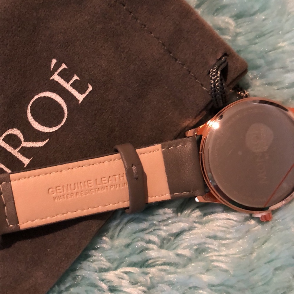Beautiful watch 🌹 - Picture 5 of 5